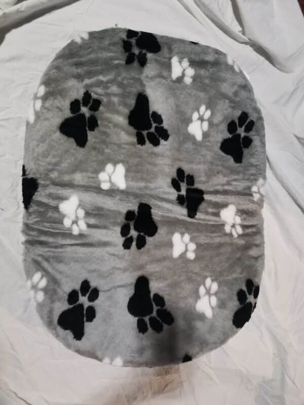 Tapis de cage motif pattes avec ourlet, pour chiens 78 x 55 cm